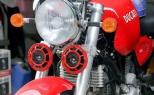 Best Motorcycle Horns Featured