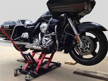 How To Use a Motorcycle Jack